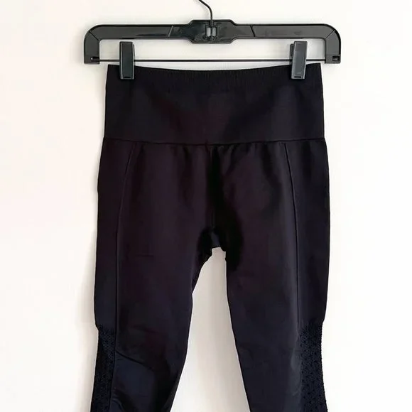 Fabletics Sync Seamless 7/8 High Waist Leggings Size XS - Picture 7 of 13